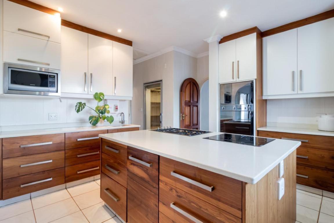 Dolphin Coast Lalaria Ocean Villa מראה חיצוני תמונה