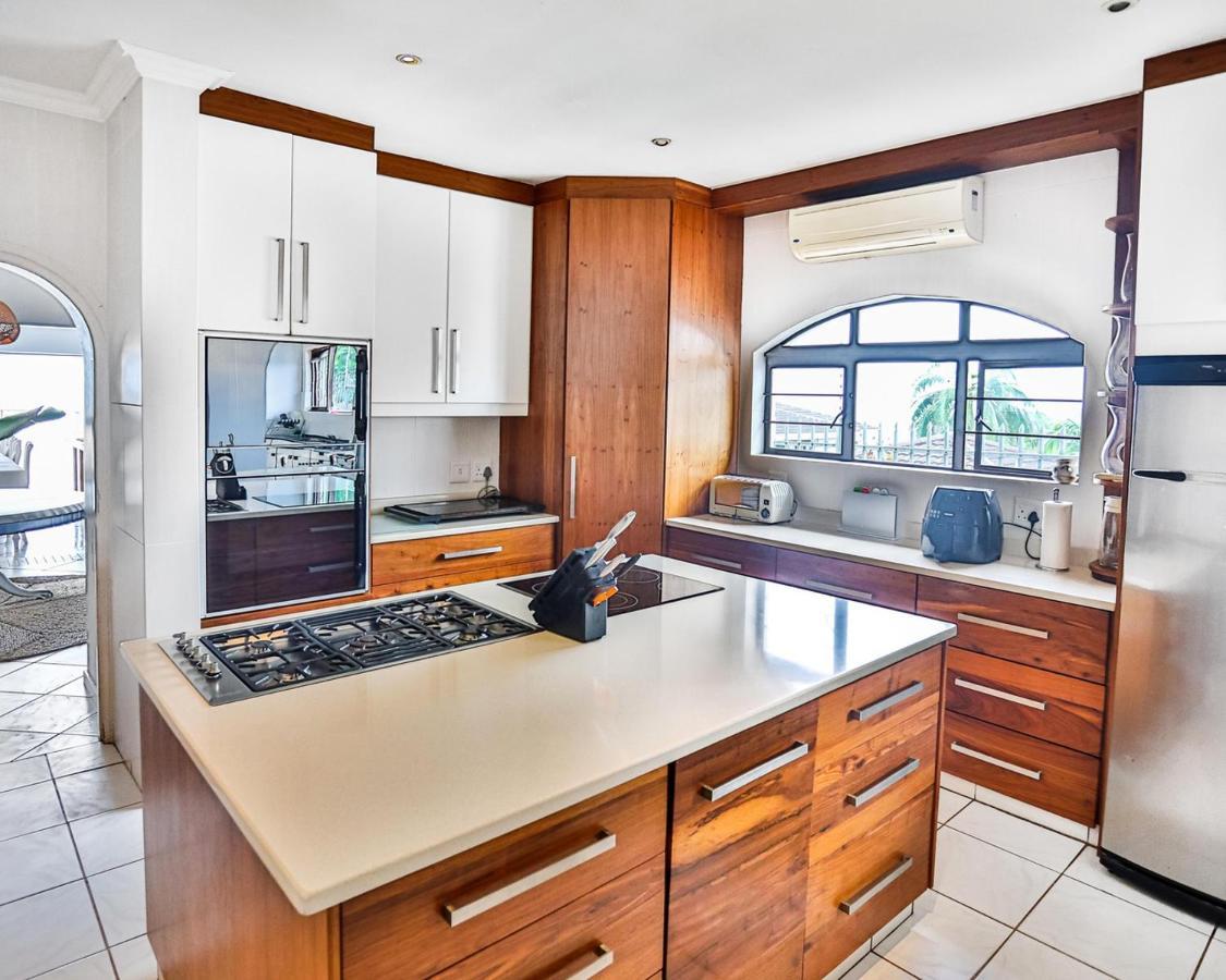 Dolphin Coast Lalaria Ocean Villa מראה חיצוני תמונה